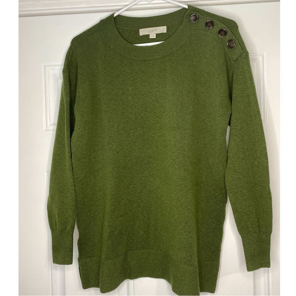 Loft Crew Neck Green Sweater Size XS